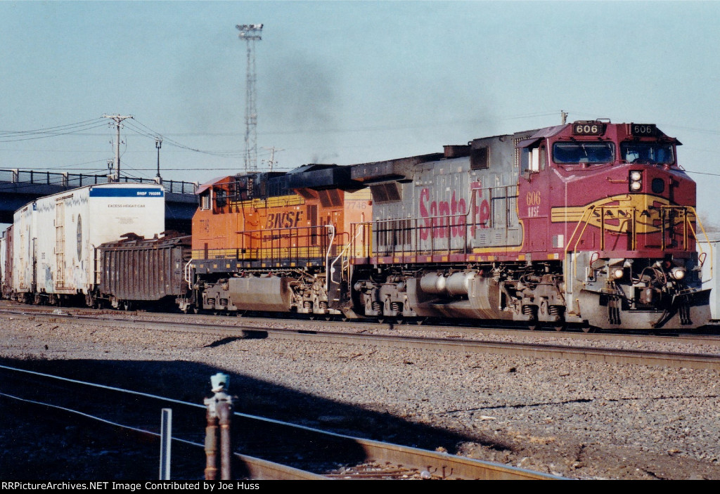 BNSF 606 West